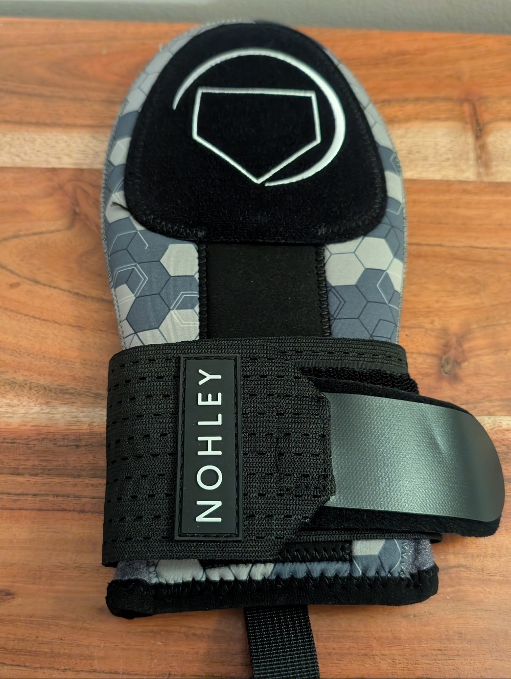 Nohley Baseball/Softball Sliding Mitt - Small - NEW
